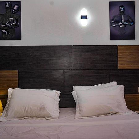 Prince Home 두알라 외부 사진